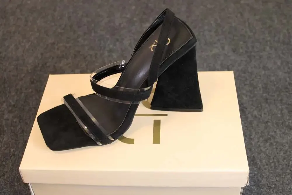 Yoki miller sandals
